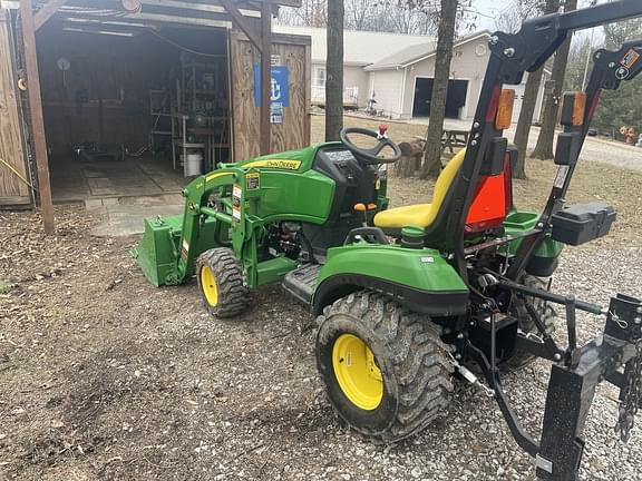 Image of John Deere 1023E equipment image 1