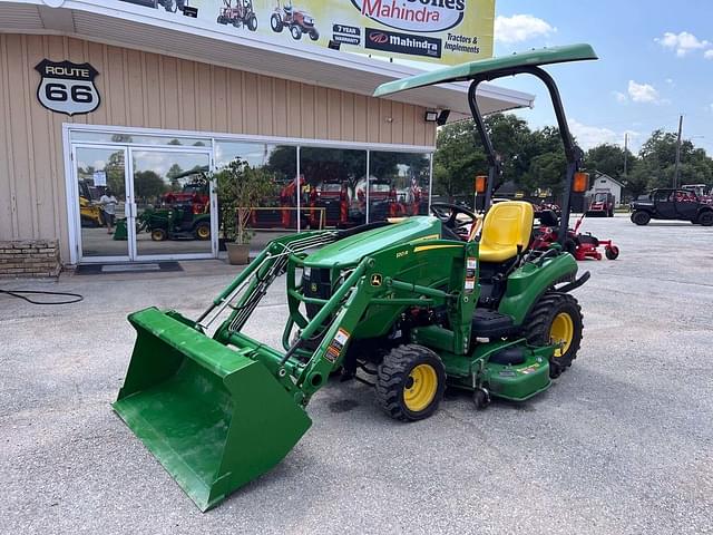 Image of John Deere 1023E equipment image 1