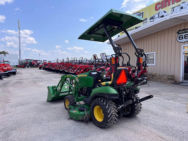 Image of John Deere 1023E equipment image 2