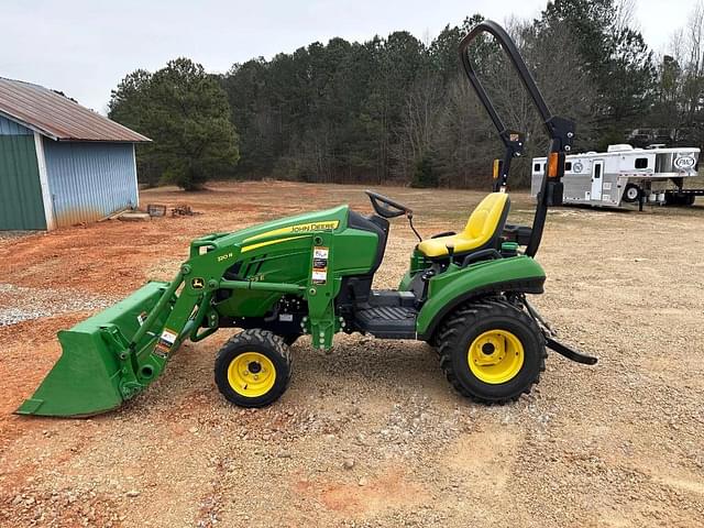 Image of John Deere 1023E equipment image 1