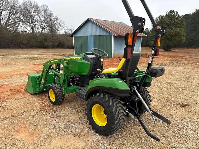 Image of John Deere 1023E equipment image 2