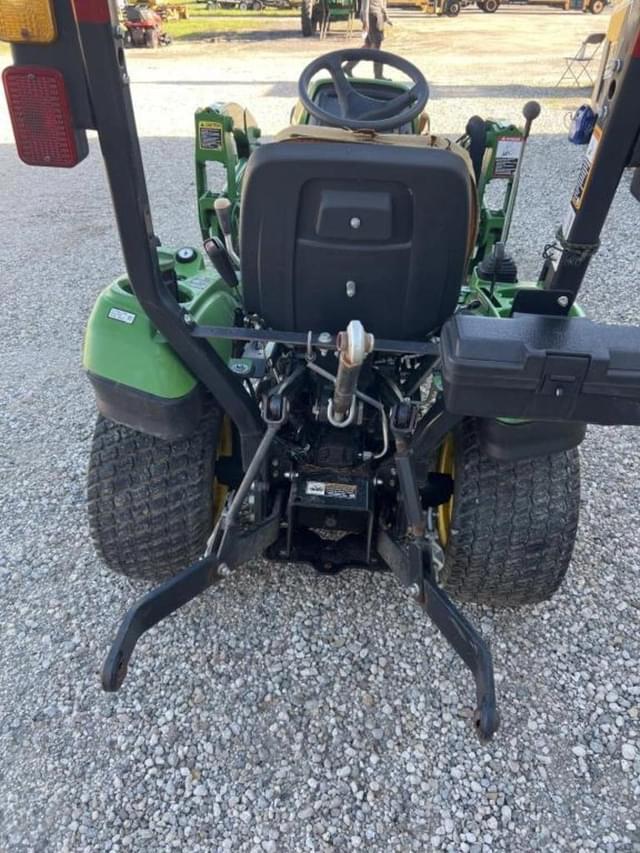 Image of John Deere 1023E equipment image 2