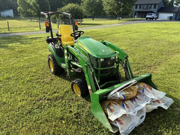 Image of John Deere 1025R Primary image