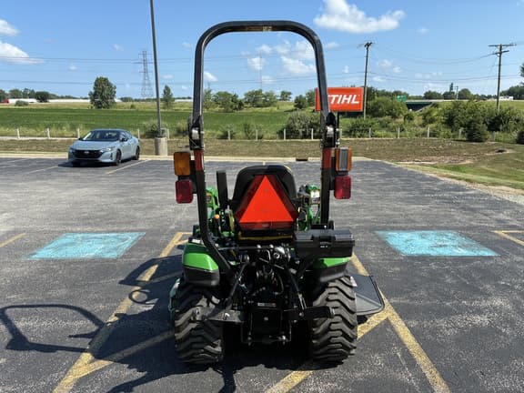 Image of John Deere 1025R equipment image 3