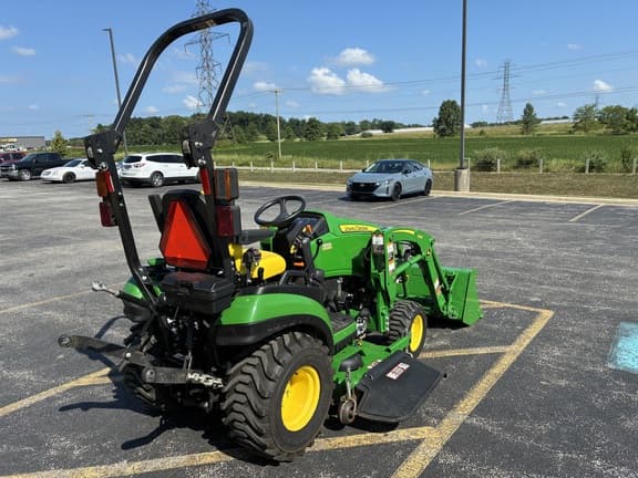 Image of John Deere 1025R equipment image 2