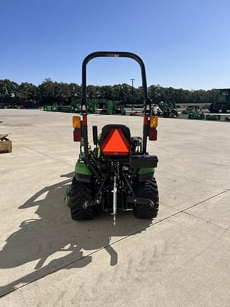 Image of John Deere 1025R equipment image 3