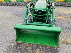 Image of John Deere 1025R equipment image 3