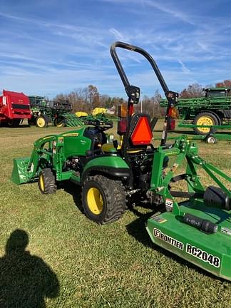 Image of John Deere 1025R equipment image 2