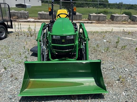 Image of John Deere 1025R equipment image 2