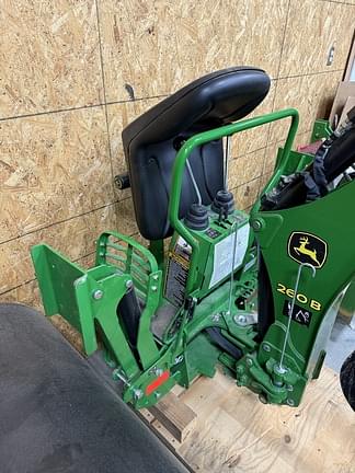 Image of John Deere 1025R equipment image 4