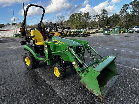 Image of John Deere 1025R equipment image 2