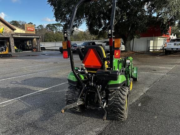 Image of John Deere 1025R equipment image 4