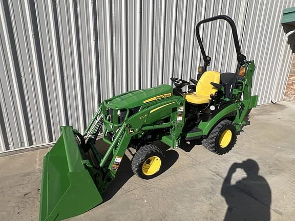 Image of John Deere 1025R equipment image 2