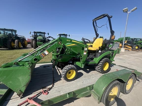 Image of John Deere 1025R equipment image 2