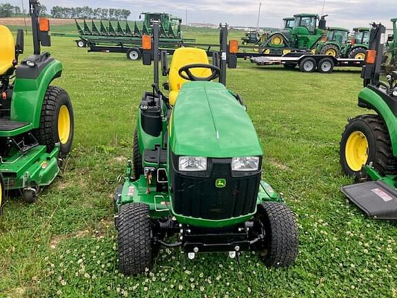 Image of John Deere 1025R equipment image 1