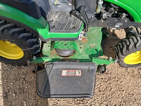 Image of John Deere 1025R equipment image 1