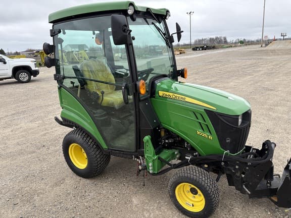 Image of John Deere 1025R Primary image