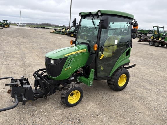 Image of John Deere 1025R equipment image 2