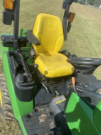 Image of John Deere 1025R equipment image 4