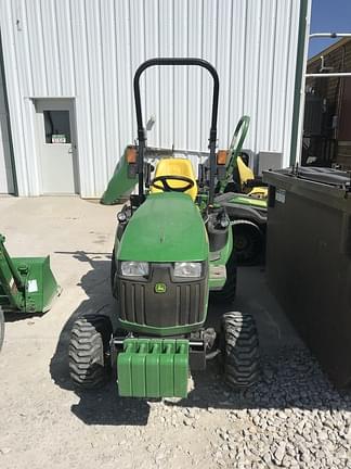Image of John Deere 1025R equipment image 2