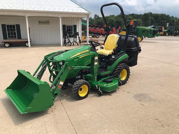 Image of John Deere 1025R equipment image 1