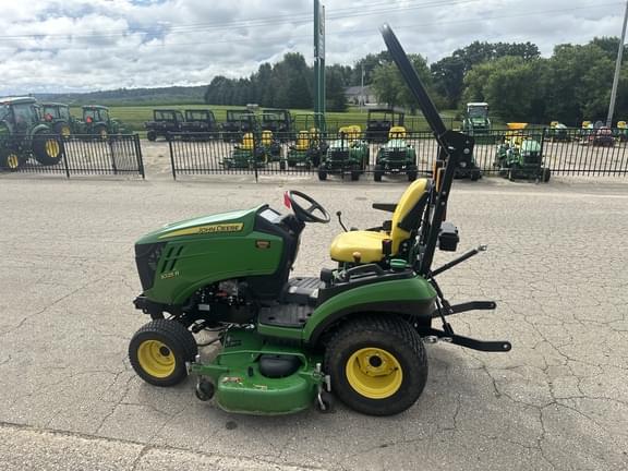 Image of John Deere 1025R equipment image 4