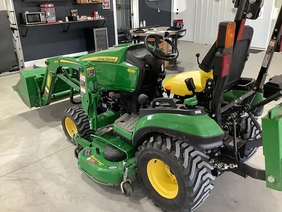 Image of John Deere 1025R equipment image 3