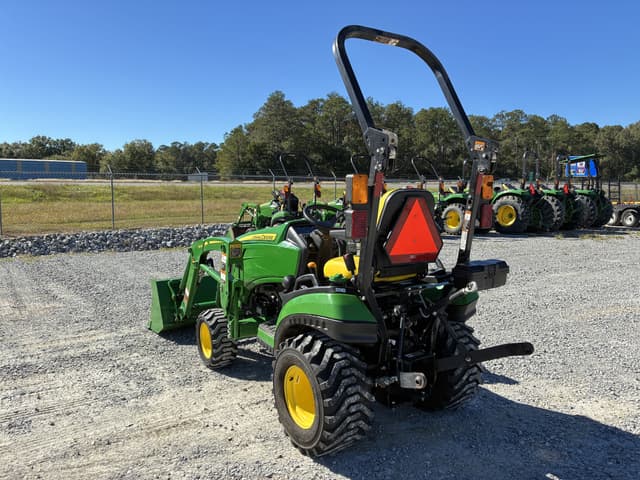 Image of John Deere 1025R equipment image 2