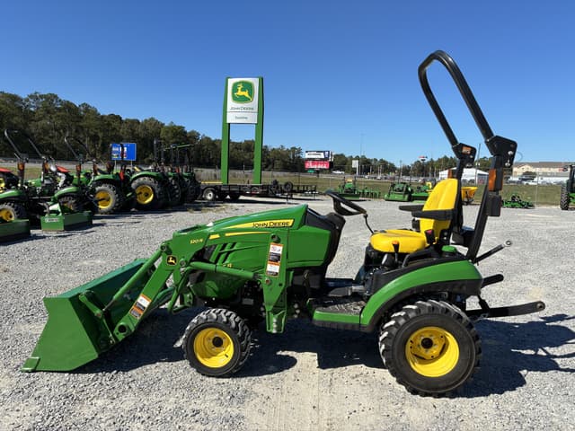 Image of John Deere 1025R equipment image 1