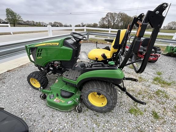 Image of John Deere 1025R equipment image 2