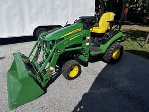 2019 John Deere 1025R Image
