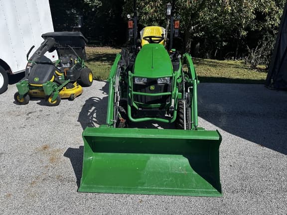 Image of John Deere 1025R equipment image 1