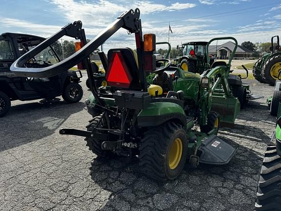 Image of John Deere 1025R equipment image 3