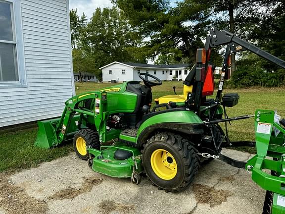 Image of John Deere 1025R equipment image 2