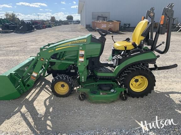 Image of John Deere 1025R equipment image 3