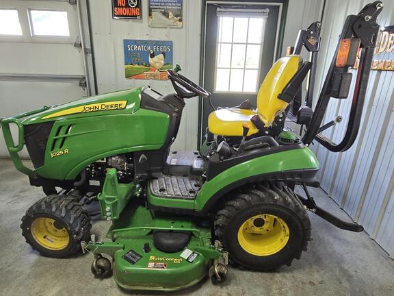 Image of John Deere 1025R Primary image