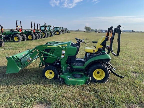 2019 John Deere 1025R Equipment Image0