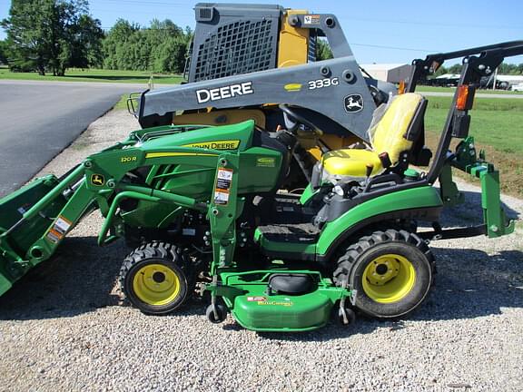Image of John Deere 1025R equipment image 2