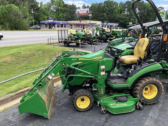 Image of John Deere 1025R equipment image 3