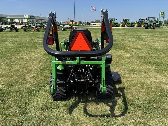Image of John Deere 1025R equipment image 3