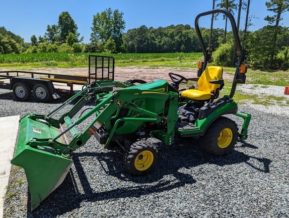 Main image John Deere 1025R
