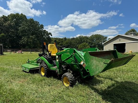 Image of John Deere 1025R equipment image 4