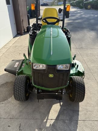 Image of John Deere 1025R equipment image 3