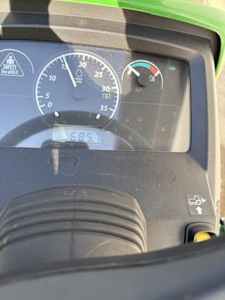 Image of John Deere 1025R equipment image 4