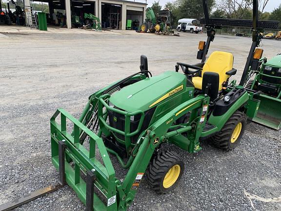 Image of John Deere 1025R equipment image 1