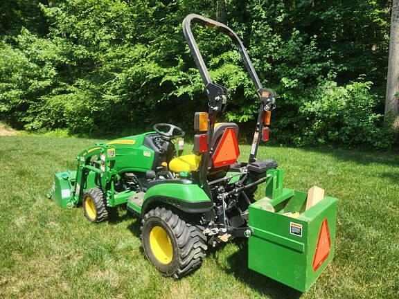 Image of John Deere 1025R equipment image 1