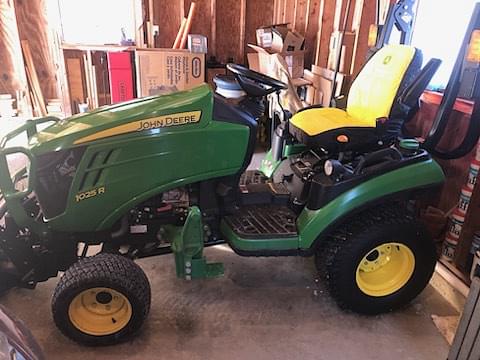 Image of John Deere 1025R Primary image