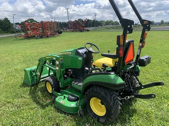 Image of John Deere 1025R equipment image 4