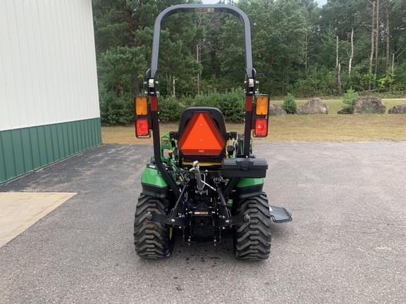 Image of John Deere 1025R equipment image 4