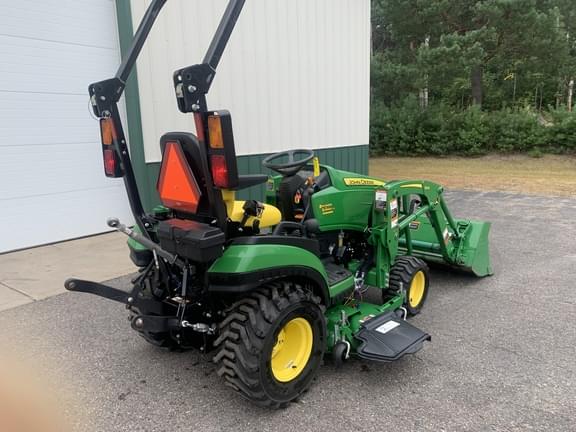 Image of John Deere 1025R equipment image 3